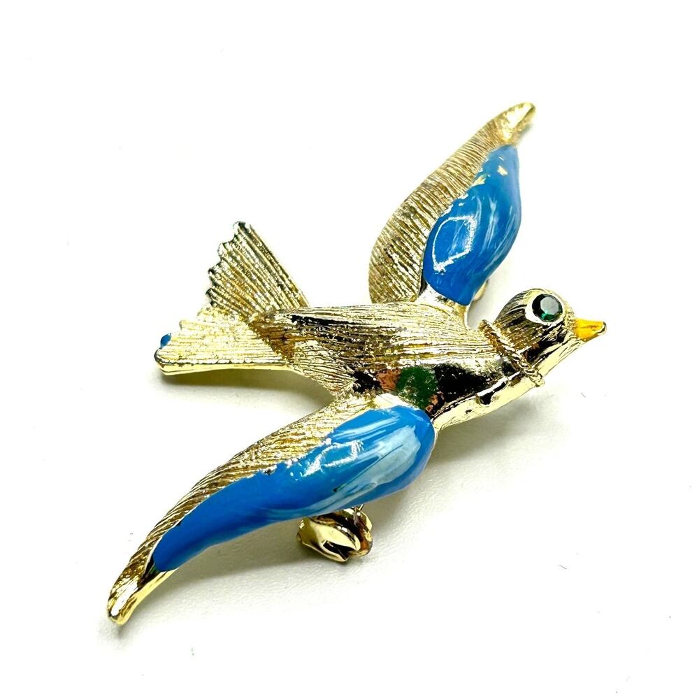 Blue Bird Brooch Gold Tone Enamel Vintage 1950s Unsigned Beauty Midcentury Pin